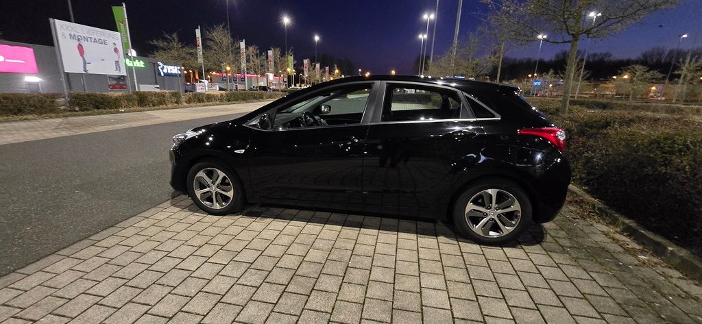Hyundai i30 136.500 km 7.800 &euro; Frankfurt/Main 65933