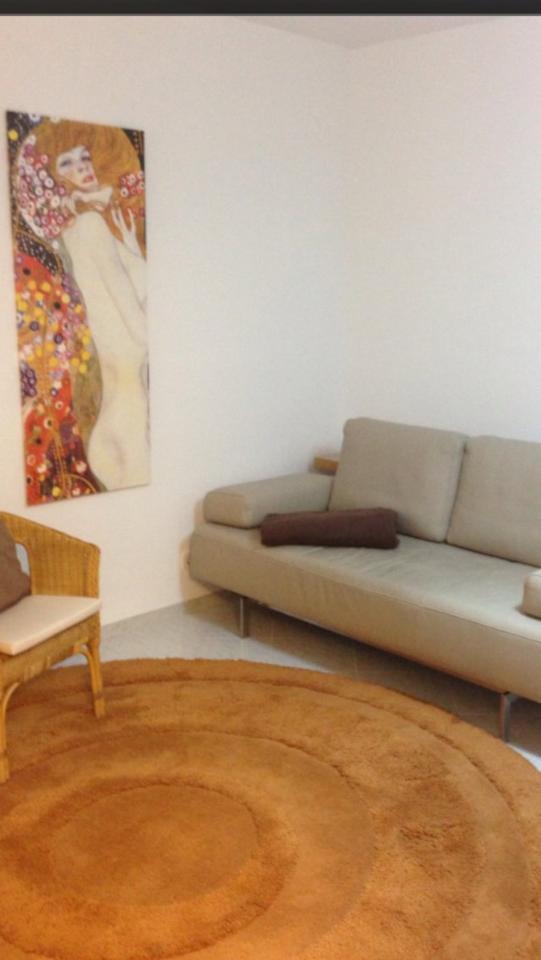 1 Zimmerwohnung in Frankfurt Oberrad mit Balkon und Keller