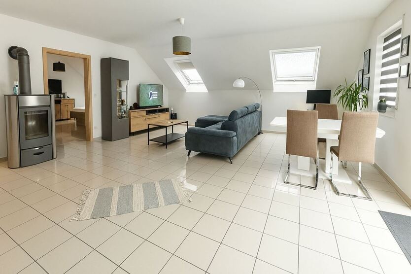 Exklusives 2-3-FH in Bestlage von Neu-Isenburg-Buchenbusch. Waldrandlage mit Traumgrundstück! 6 zimmer