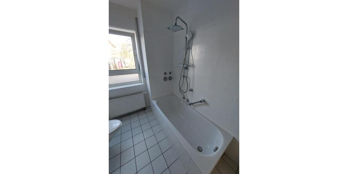 Erdgeschoßwohnung Maintal - 3 Zimmer, 89 m&sup2;, 1.000&euro; | Angebot:26582746