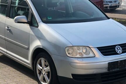 VW Touran 250.000 km 1.650 € Langen (Hessen) 63225