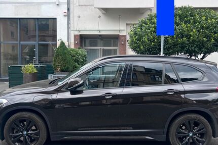 BMW X1 60.000 km 22.700 € Frankfurt am Main 60325