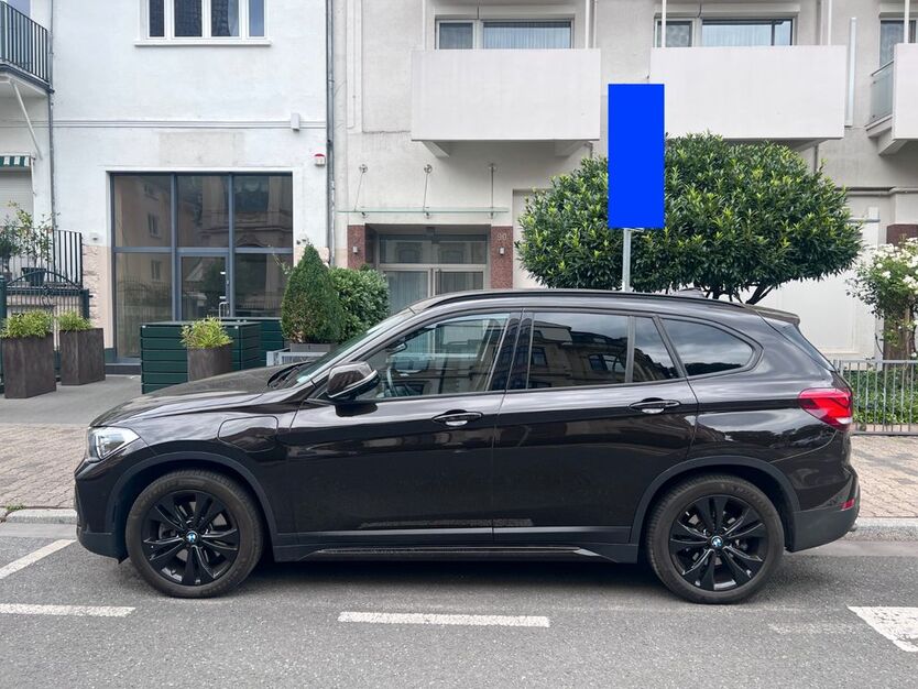 BMW X1 60.000 km 22.700 € Frankfurt am Main 60325