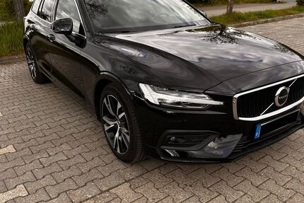 Volvo V60 7.000 km 29.900 &euro; Obertshausen 63179