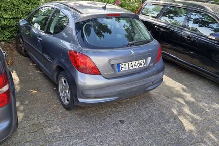Peugeot 207 149.000 km 2.150 &euro; Frankfurt Am Main 60528