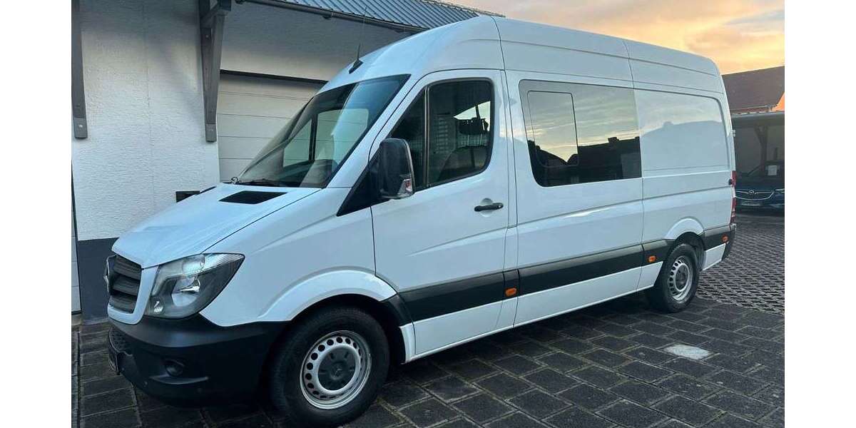 Mercedes-Benz Sprinter 129.950 km 19.680 &euro; Mainhausen 63533
