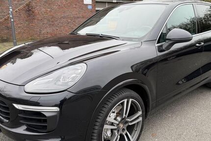 Porsche Cayenne 215.000 km 24.890 &euro; Neu-Isenburg 63263