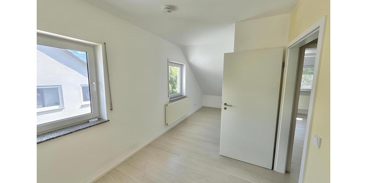 Einfamilienhaus Doppelhaushälfte mit Garten 5 zimmer