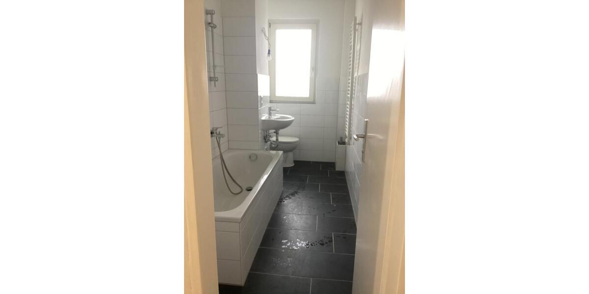 Sanierte 2-Zimmerwohnung mit Balkon 2 zimmer