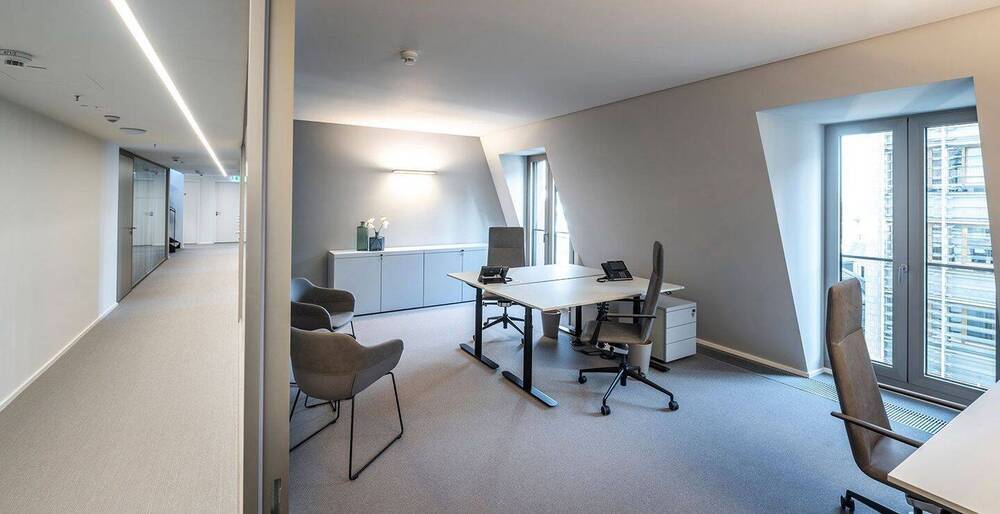 Exclusives Business Center auf dem Opernplatz - All-in-Miete