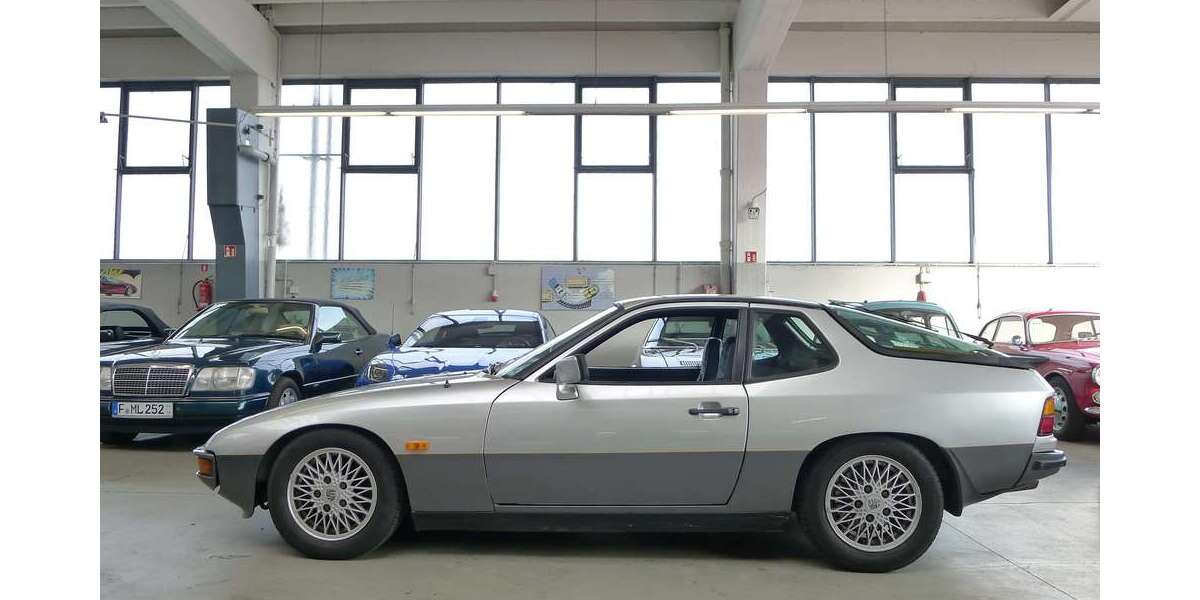 Porsche 924 81.596 km 17.950 &euro; Frankfurt am Main 60388