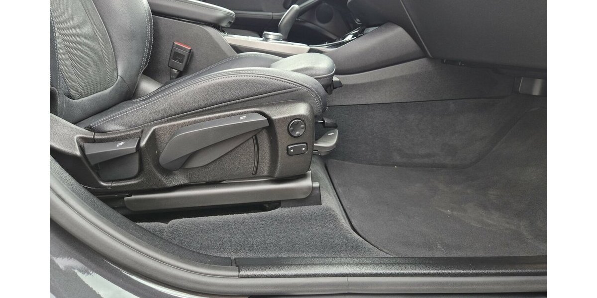 BMW X3 xDrive 20 i xLine, HUD, Kamera, Ambientebeleuch 70.000 km 23.790 &euro; Rodgau 63110