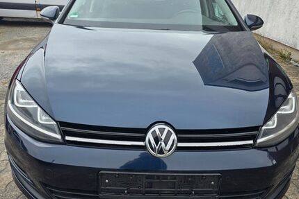 VW Golf 104.504 km 8.900 € Stockstadt 63811