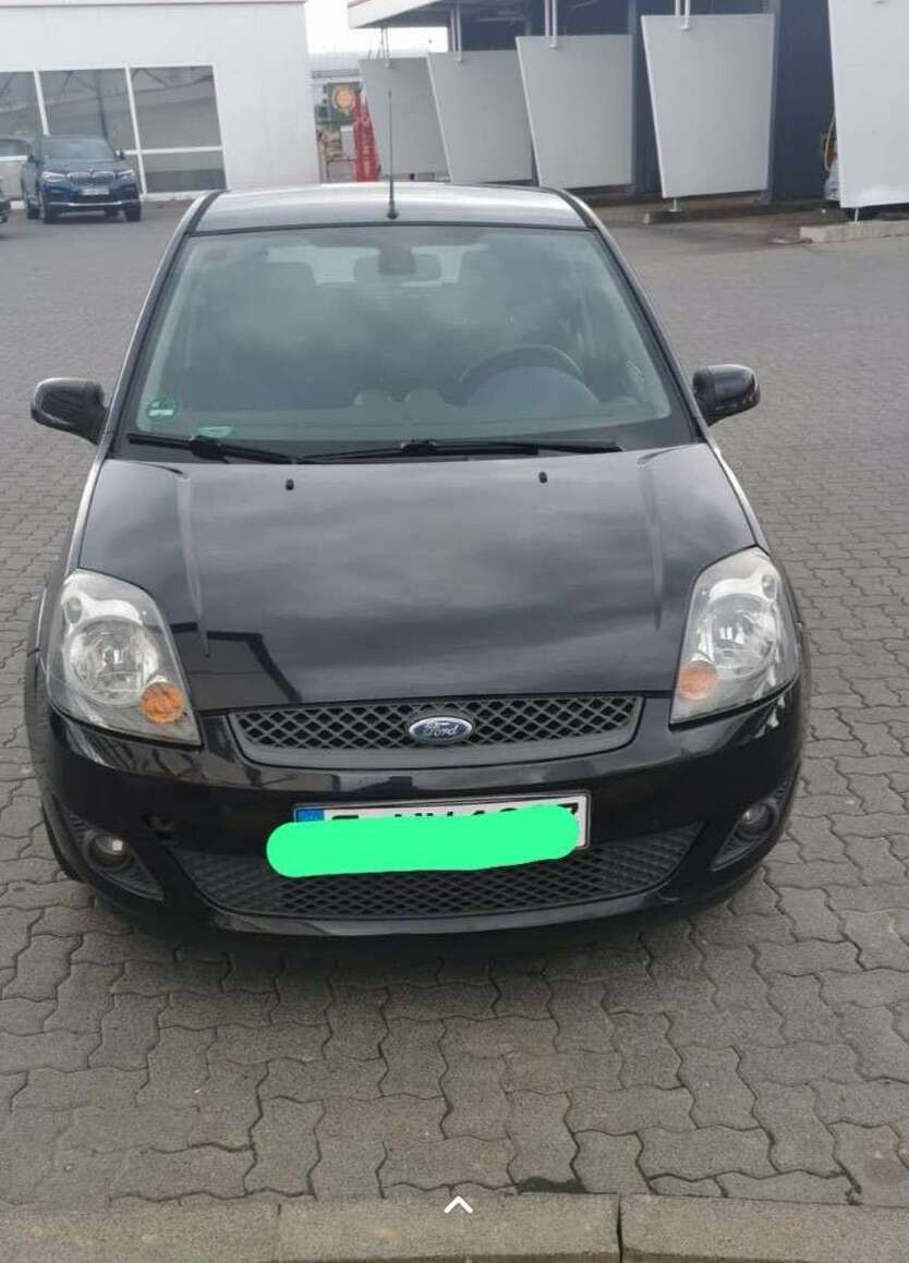 Ford Fiesta 260.000 km 2.000 € Frankfurt am Main 60435