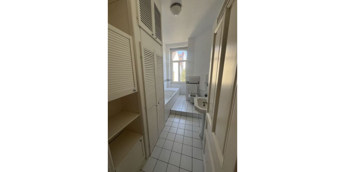 Großzügige Wohnung in Bockenheim - Etagenwohnung Frankfurt Bockenheim | Angebot:27209633