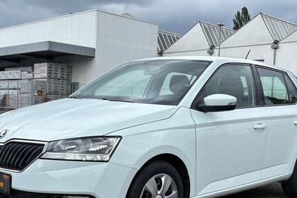 Skoda Fabia 106.000 km 7.850 &euro; Frankfurt 60386