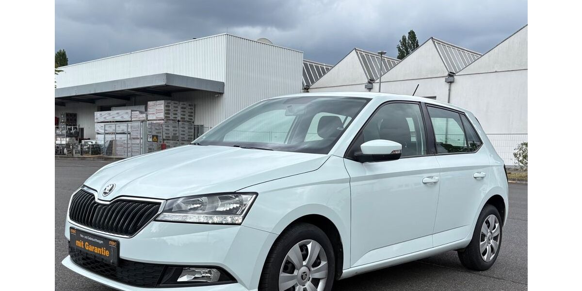 Skoda Fabia 106.000 km 7.850 &euro; Frankfurt 60386