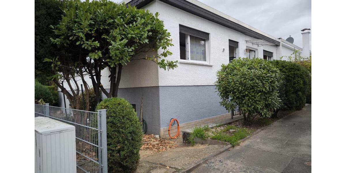 Bungalow zur Vermietung in Hanau Mittelbuchen 5 zimmer