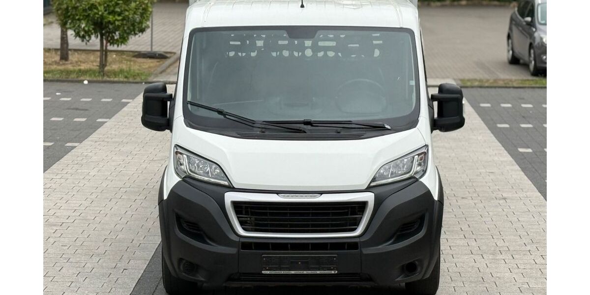 Peugeot Boxer 125.890 km 16.590 &euro; Offenbach am Main 63069