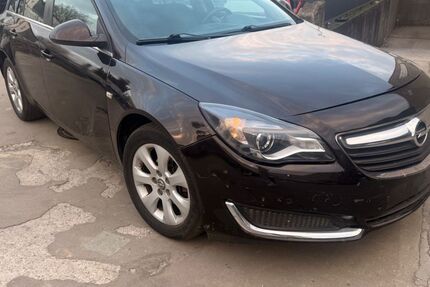 Opel Insignia 169.100 km 6.300 &euro; FRANKFURT 65933