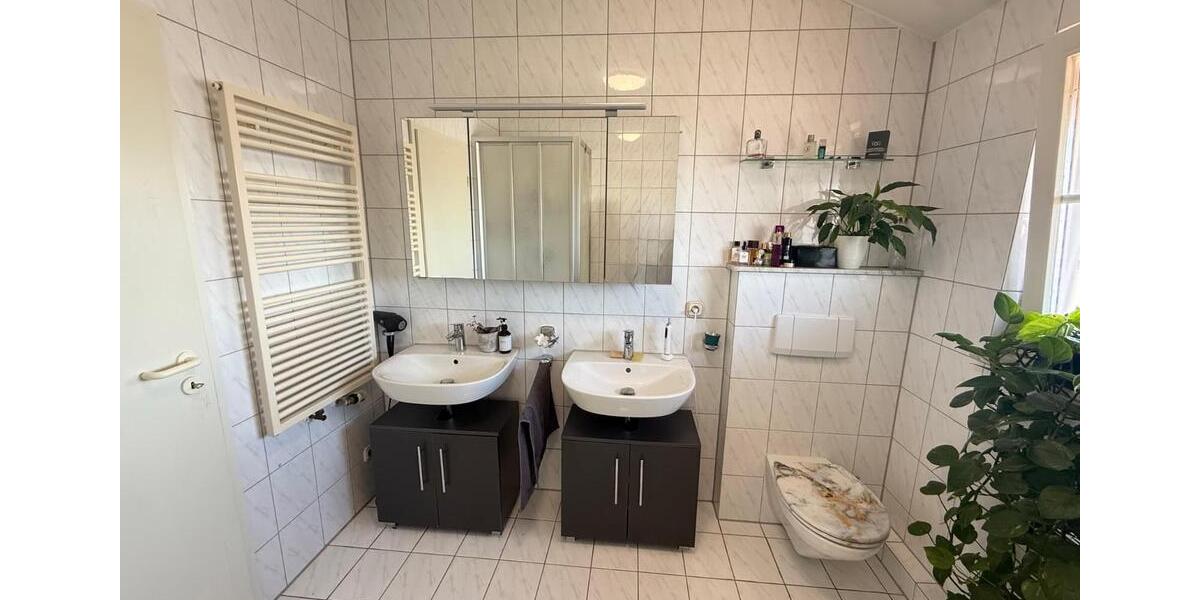 Dachgeschoßwohnung Münster (Hessen) - 3 Zimmer, 81 m&sup2;, 1.000&euro; | Angebot:26272083