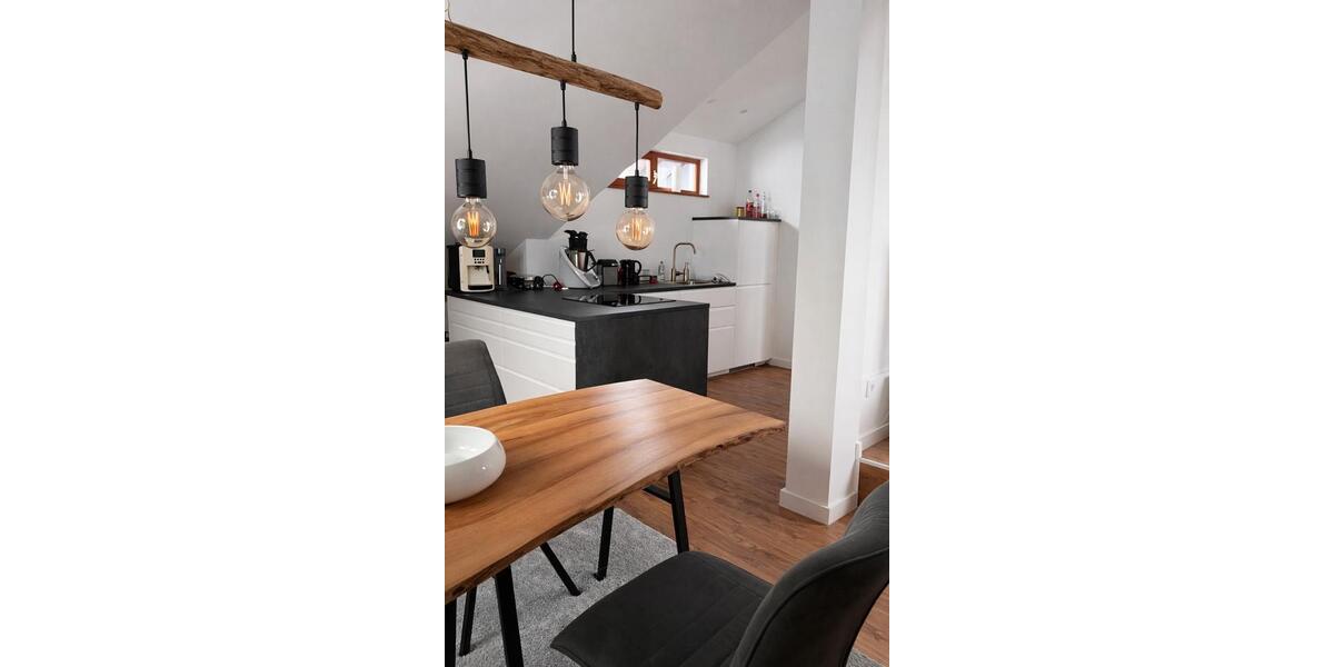 Helle top ausgestattete 2,5 Zimmer DG-Whg 2.5 zimmer