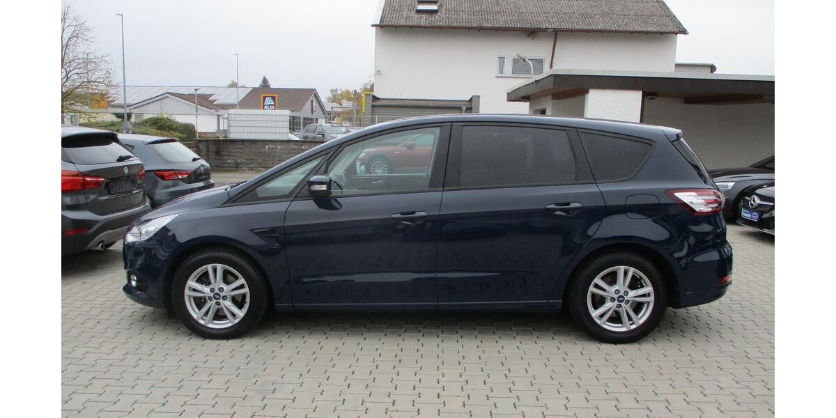 Ford S-Max 131.847 km 14.699 &euro; Babenhausen 64832