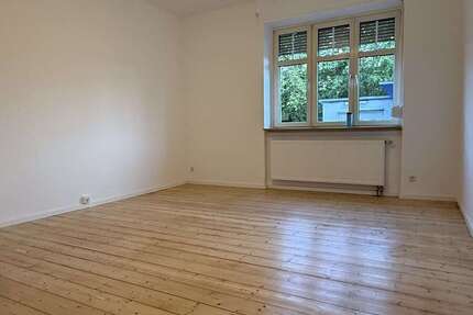 Wohnung Frankfurt-Höchst Höchst - 3 Zimmer, 75 m&sup2;, 1.200&euro; | Angebot:27183934