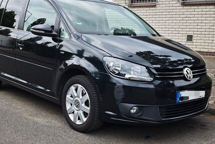VW Touran 172.000 km 5.500 &euro; Frankfurt am Main 60435