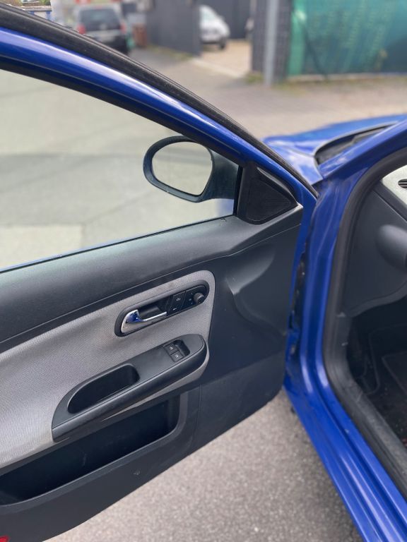Seat Ibiza 123.000 km 3.299 € Offenbach 63069