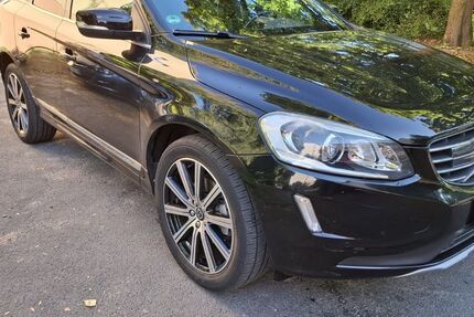 Volvo XC60 95.000 km 22.700 &euro; Frankfurt/Main 60439