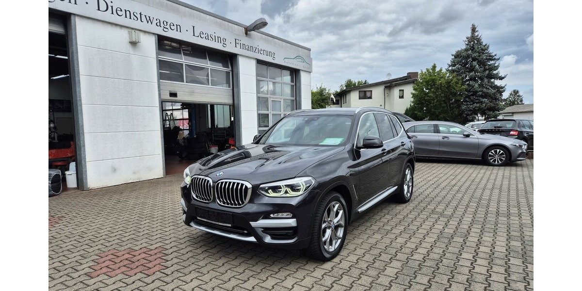 BMW X3 xDrive 20 i xLine, HUD, Kamera, Ambientebeleuch 70.000 km 23.790 &euro; Rodgau 63110