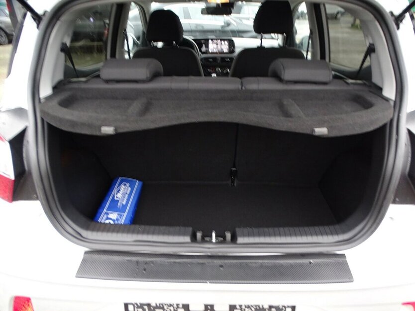 Hyundai i10 1,0l Edition 30 Klima, Spurhalteassistent, App 35.424 km 11.790 € Rodgau 63110