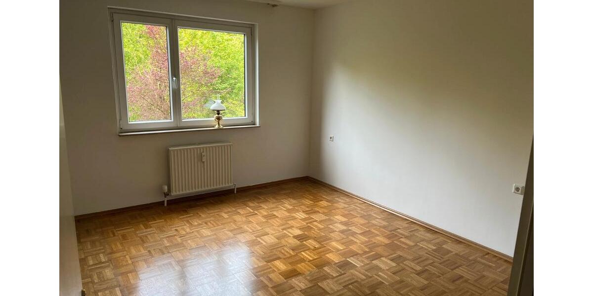 Etagenwohnung Offenbach am Main Bieber - 2 Zimmer, 62 m&sup2;, 900&euro; | Angebot:26336179