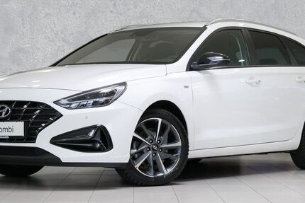 Hyundai i30 51.812 km 18.490 € Wiesbaden 65189