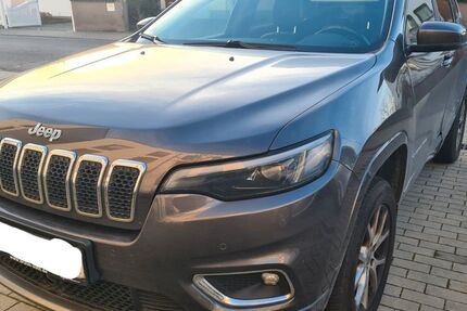 Jeep Cherokee 186.000 km 9.996 &euro; Langenselbold bei Frankfurt/Main 63505
