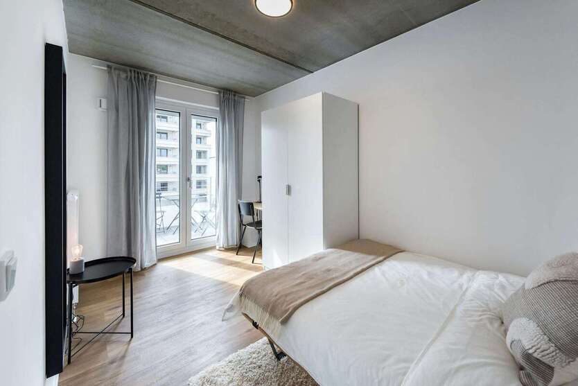 WG-Zimmer in Frankfurt am Main 690 € 10 m² zimmer