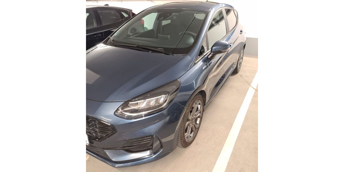 Ford Fiesta 42.800 km 13.700 &euro; Frankfurt 60528