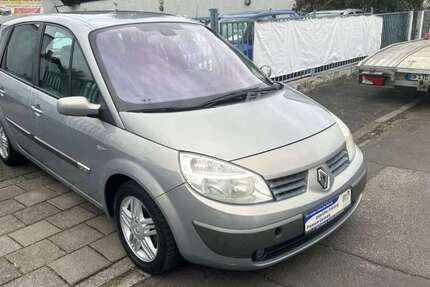 Renault Scenic 196.500 km 2.200 &euro; Mühlheim am Main 63165