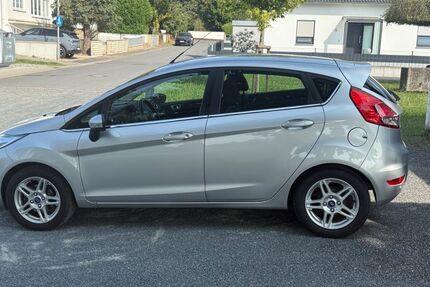 Ford Fiesta 129.000 km 4.199 € Habitzheim 64853