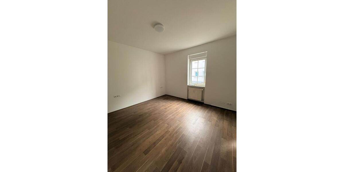 Erdgeschoßwohnung Aschaffenburg Damm - 2 Zimmer, 69 m&sup2;, 800&euro; | Angebot:26491276