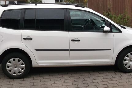 VW Touran 241.000 km 4.100 &euro; Eppstein 65817