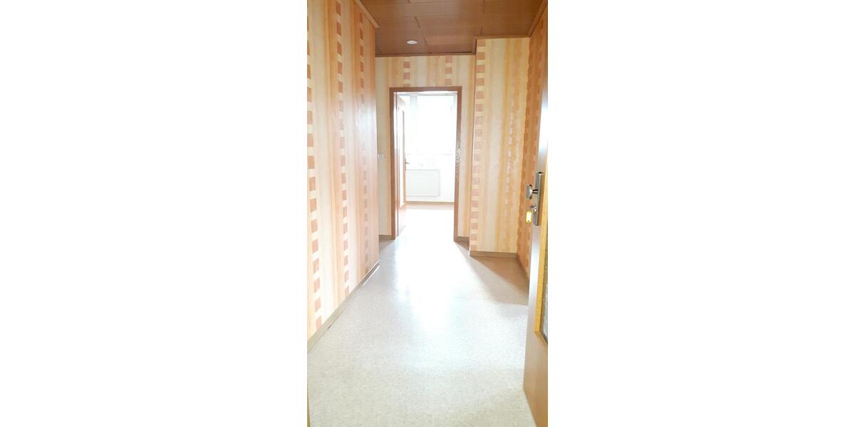 Etagenwohnung Dreieich - 3 Zimmer, 88 m&sup2;, 900&euro; | Angebot:24716505