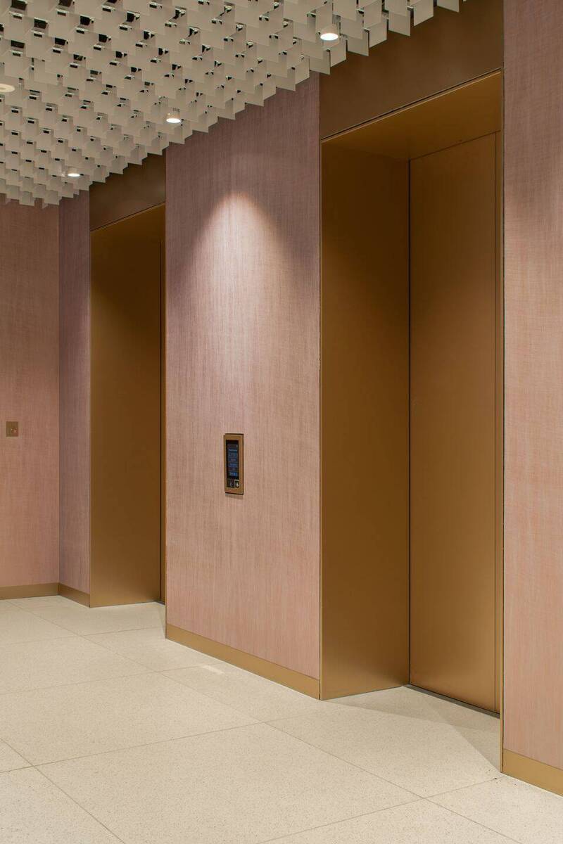 Frankfurts neue Ikone: Wohnen im 25. Stock des FOUR - Opernplatz, Skyline, Stille 2 zimmer