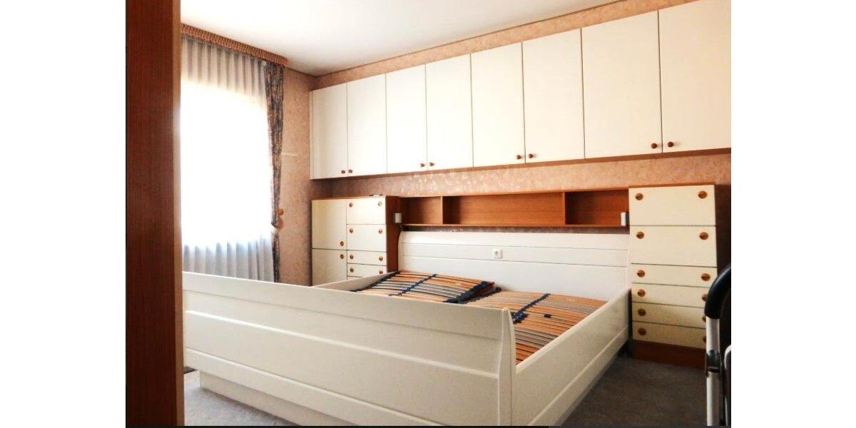 Einfamilienhaus Hasselroth - 7 Zimmer, 140 m&sup2;, 429.000&euro; | Angebot:27041058