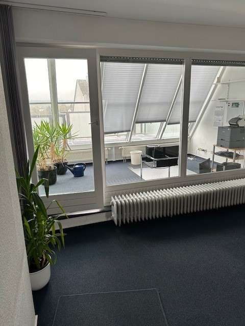 Büro in Usingen 629.000 € 577 m²