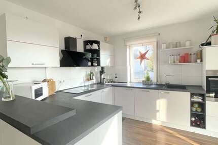 Wohnung Aschaffenburg Damm - 3 Zimmer, 90 m&sup2;, 1.100&euro; | Angebot:24901096