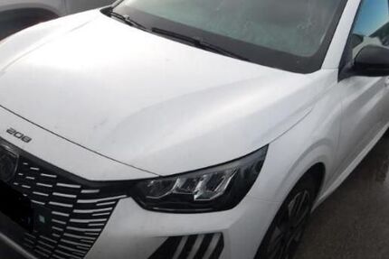 Peugeot 208 11.796 km 19.380 &euro; Rüsselsheim 65428