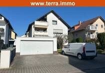 Große Wohnung mit Garten, Doppelgarage, Hobby- u. Büroraum!