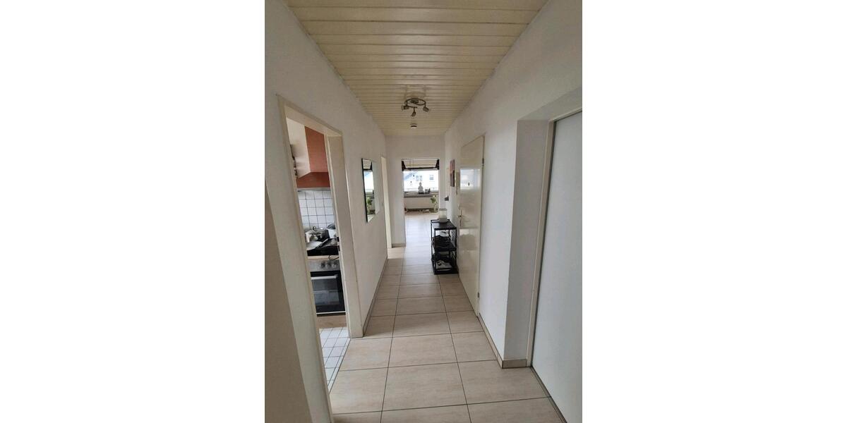 Dachgeschoßwohnung Rödermark - 3 Zimmer, 73 m&sup2;, 900&euro; | Angebot:26232510